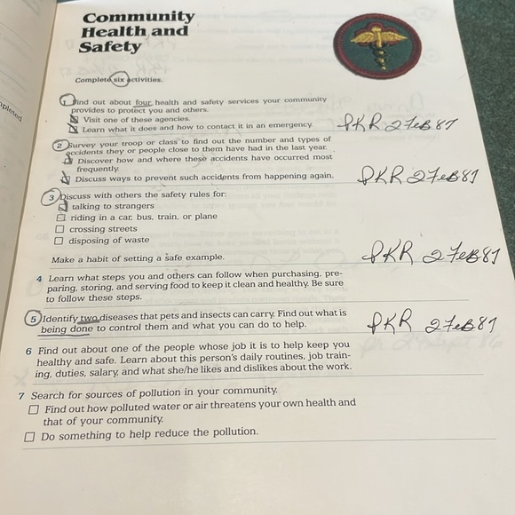 Vintage Girl Scout Badges and Signs book partially completed - Picture 4 of 11